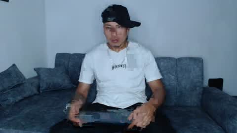 Snapshot of mat_kush chatting on July 20, 2026, 2:26 am Matt online show from July 20, 2026, 2:26 am