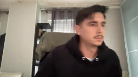 Snapshot of matahavi chatting on December 19, 2025, 12:12 pm Aaron online show from December 19, 2025, 12:12 pm