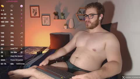 Snapshot of mateo_ocampo chatting on December 14, 2025, 8:24 pm Mateo Ocampo online show from December 14, 2025, 8:24 pm