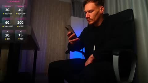 Snapshot of mateobenjamin chatting on December 17, 2025, 11:27 am MateoBenjamin online show from December 17, 2025, 11:27 am