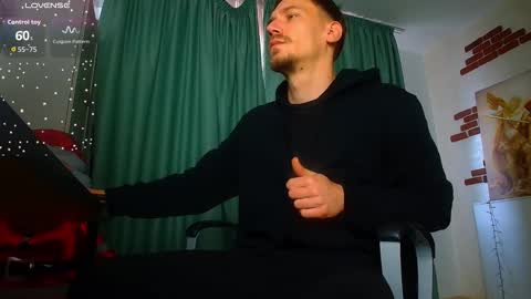 Snapshot of mateobenjamin chatting on December 18, 2025, 11:16 am MateoBenjamin online show from December 18, 2025, 11:16 am