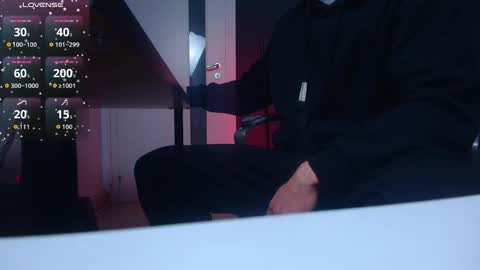 Snapshot of mateobenjamin chatting on December 19, 2025, 10:44 am MateoBenjamin online show from December 19, 2025, 10:44 am