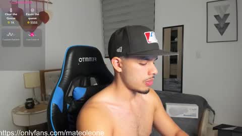 Snapshot of mateoleone chatting on October 25, 2025, 11:54 pm Matt online show from October 25, 2025, 11:54 pm