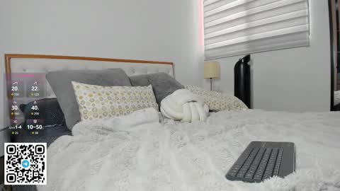 Snapshot of mateoleone chatting on December 5, 2025, 2:36 pm Matt online show from December 5, 2025, 2:36 pm