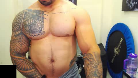 Snapshot of mateosexyhot22 chatting on November 3, 2025, 4:41 pm Mateo online show from November 3, 2025, 4:41 pm