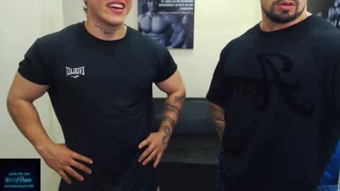 Snapshot of mateosexyhot22 chatting on November 13, 2025, 8:52 pm Mateo online show from November 13, 2025, 8:52 pm