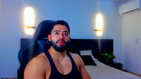 Mathew Flintt  online show from April 12, 2026, 1:54 am