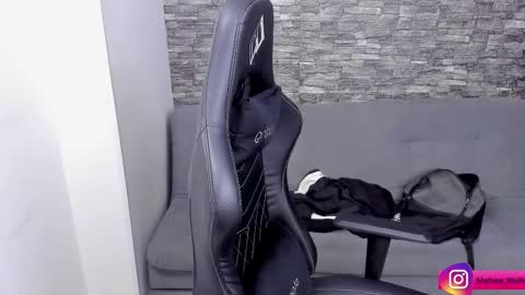 Snapshot of mathew_wolf4 chatting on November 19, 2025, 6:35 am Mathew Independent model online show from November 19, 2025, 6:35 am