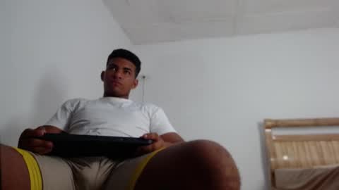 mathews__ online show from December 3, 2025, 3:36 am