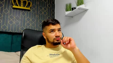 Snapshot of mathews_colton1 chatting on May 6, 2026, 12:10 pm Mathews online show from May 6, 2026, 12:10 pm