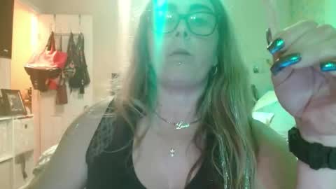 Snapshot of mathislauraashley2023 chatting on May 29, 2026, 9:13 pm mathislauraashley2023 online show from May 29, 2026, 9:13 pm