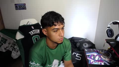 matias online show from October 3, 2025, 4:59 pm