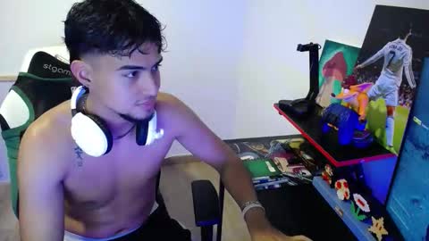 matias online show from November 25, 2025, 5:07 am