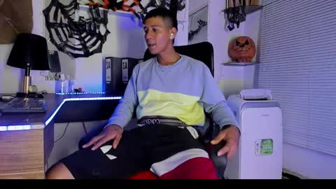 matiasleonel online show from October 28, 2025, 6:39 am