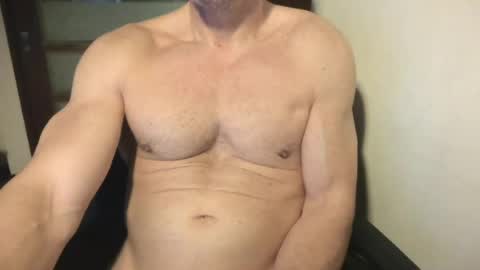 Snapshot of matiasmartin2030 chatting on July 22, 2026, 12:13 am MatiasMatureMuscle online show from July 22, 2026, 12:13 am