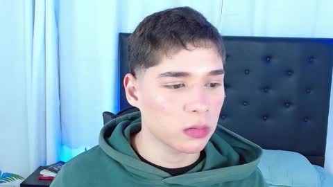 Snapshot of matiii18 chatting on February 24, 2026, 1:31 pm Mati online show from February 24, 2026, 1:31 pm