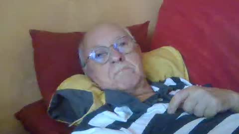 Snapshot of matricule4246 chatting on November 16, 2025, 9:48 am joyaam79 online show from November 16, 2025, 9:48 am