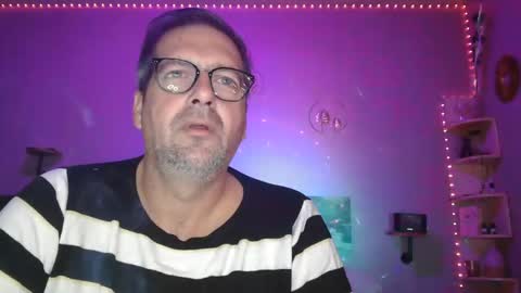 Snapshot of matrike1 chatting on October 31, 2025, 7:48 pm matrike1 online show from October 31, 2025, 7:48 pm