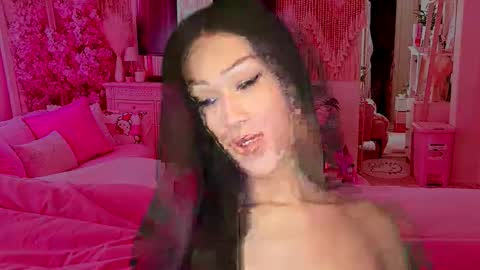 MOLLY MILLS online show from October 29, 2025, 12:46 am