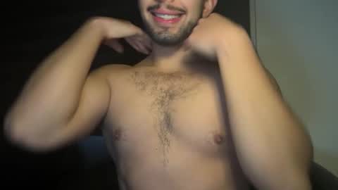 Snapshot of matt_artim chatting on December 26, 2024, 6:19 am The Matt Leon online show from December 26, 2024, 6:19 am