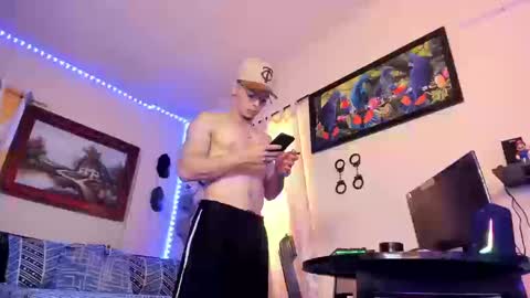 Master online show from September 8, 2025, 2:38 pm