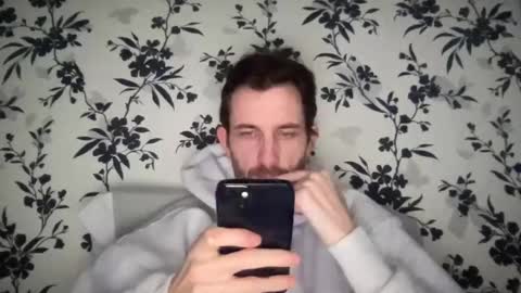 Snapshot of mattcarta chatting on February 22, 2025, 12:51 pm mattcarta online show from February 22, 2025, 12:51 pm