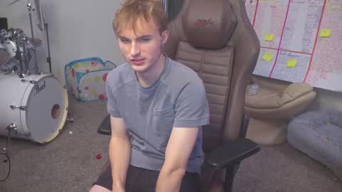 Matt Cash online show from September 27, 2025, 1:10 am