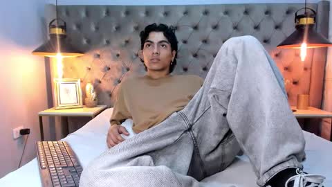 Snapshot of mattfiore chatting on November 13, 2025, 11:42 am mattfiore online show from November 13, 2025, 11:42 am