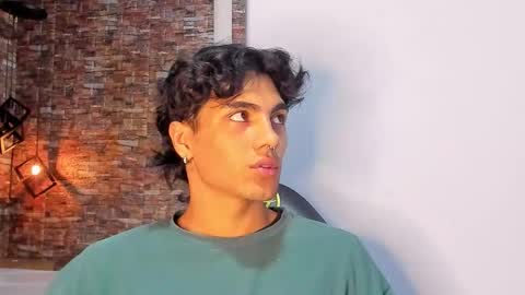 Snapshot of mattfiore chatting on December 14, 2025, 6:01 pm mattfiore online show from December 14, 2025, 6:01 pm