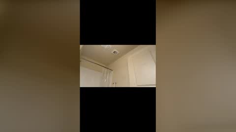 matthew_zzz online show from January 16, 2026, 10:19 am