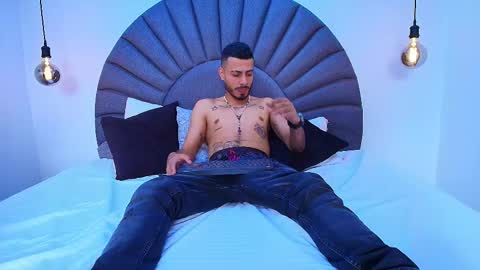 Matthew online show from February 15, 2026, 8:27 pm