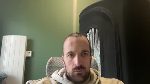 Snapshot of matthias24 chatting on January 15, 2026, 3:27 pm M online show from January 15, 2026, 3:27 pm