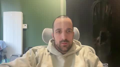 Snapshot of matthias24 chatting on February 11, 2026, 1:49 pm M online show from February 11, 2026, 1:49 pm