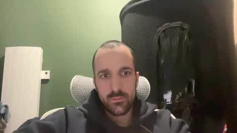 Snapshot of matthias24 chatting on March 18, 2026, 11:08 pm M online show from March 18, 2026, 11:08 pm