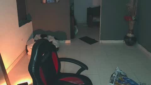 mattias     online show from February 20, 2025, 12:41 am