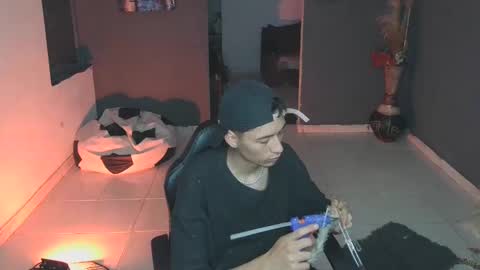 mattias     online show from February 21, 2025, 1:11 am