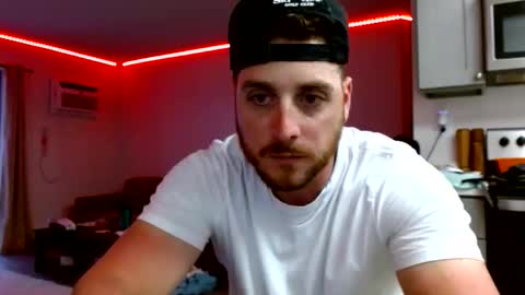 Snapshot of mattxxxceptional chatting on April 15, 2026, 11:16 pm mattxxxceptional online show from April 15, 2026, 11:16 pm