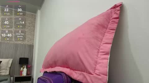 adela online show from November 6, 2025, 9:26 pm