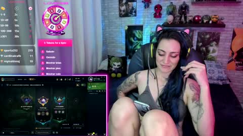 Snapshot of mature_gamer chatting on January 6, 2025, 10:15 pm Nath online show from January 6, 2025, 10:15 pm