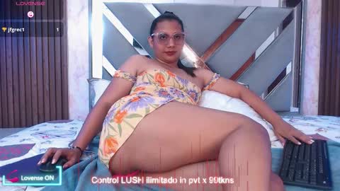 MATURE LONDON online show from October 18, 2025, 7:25 pm