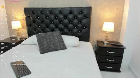 Snapshot of mature_rocio chatting on December 14, 2025, 3:34 am Rocio online show from December 14, 2025, 3:34 am