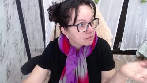 Snapshot of mature_wolf chatting on February 25, 2025, 4:21 pm Sonia online show from February 25, 2025, 4:21 pm