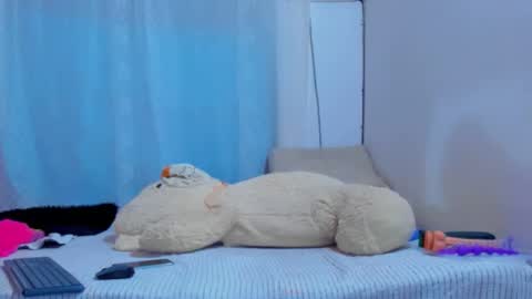 Snapshot of maturealicia chatting on October 23, 2025, 4:01 am Alicia      STREAMING SCHEDULE 1400 - 2130 GMT-5 online show from October 23, 2025, 4:01 am