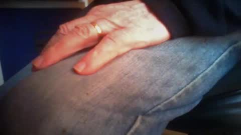 Snapshot of maturedaddi chatting on March 9, 2026, 1:15 pm Maturedaddi online show from March 9, 2026, 1:15 pm