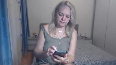 Snapshot of maturediana chatting on March 17, 2026, 3:11 am maturediana online show from March 17, 2026, 3:11 am