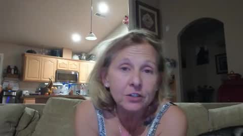 JustUs online show from December 5, 2025, 5:27 am