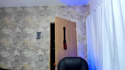 maturepure_ online show from May 26, 2026, 10:06 pm