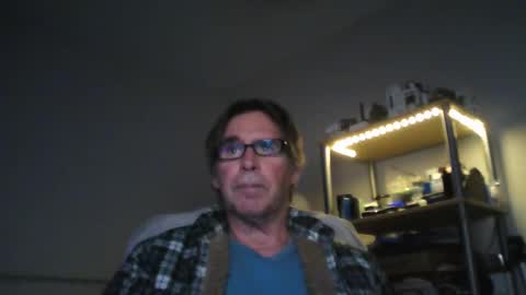 Snapshot of maturewisdom61 chatting on December 28, 2024, 5:12 am maturewisdom61 online show from December 28, 2024, 5:12 am