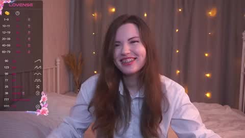 Snapshot of maudhaskell chatting on January 30, 2025, 11:02 pm Lily online show from January 30, 2025, 11:02 pm