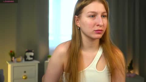 maureencoombs online show from March 21, 2026, 10:42 am